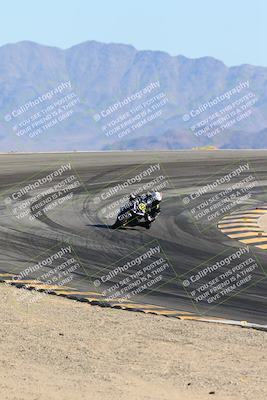 media/Jan-12-2025-CVMA (Sun) [[be1d2b16e3]]/Race 5-Amateur Supersport Open/